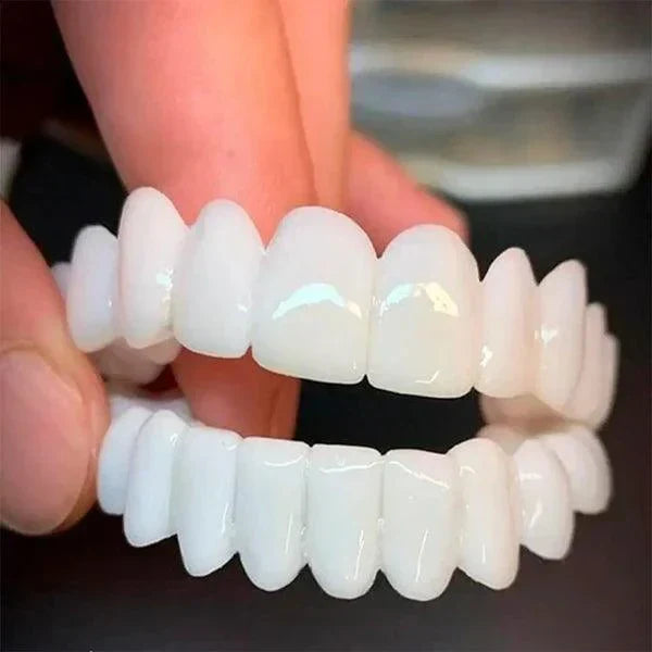 SmilePro ðŸ¦· - Carillas Dentales Ajustables De Resina + ESTUCHE REGALO - Â¡Ãšltimas unidades!